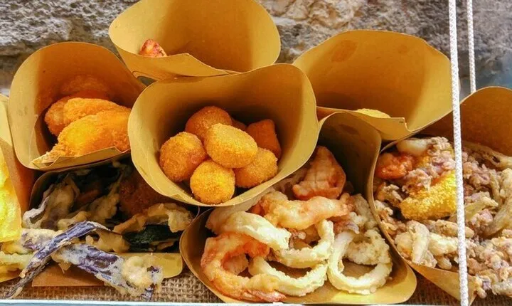 Private Naples Street Food Tour With A Local Guide