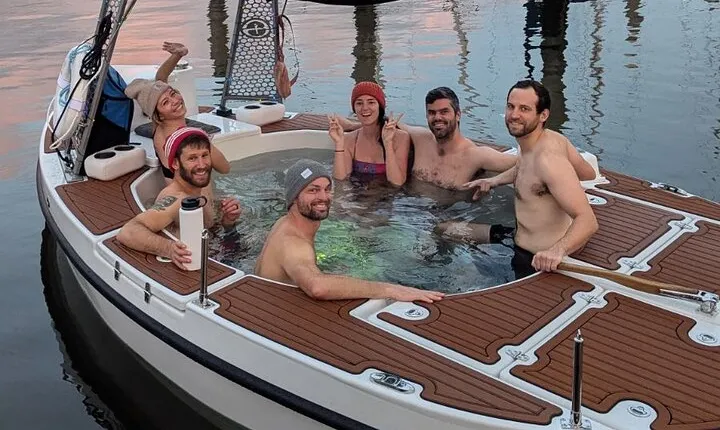 Hot Tub Boat Rentals in the San Francisco Bay