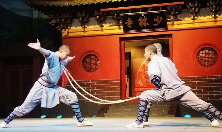2-Day Private Trip to Shaolin Temple and Sanhuang Village Resort from Beijing