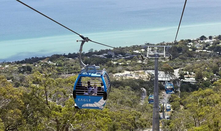 Mornington Peninsula Tour inc chairlift,beach boxes,lunch,choc tasting and more