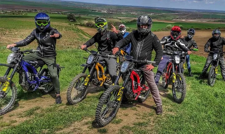 E-Motorcycle Tour in Old Rock Monastery and Old Roman Fortress