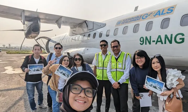 Everest Mountain Flight with Kathmandu Full Day Tour