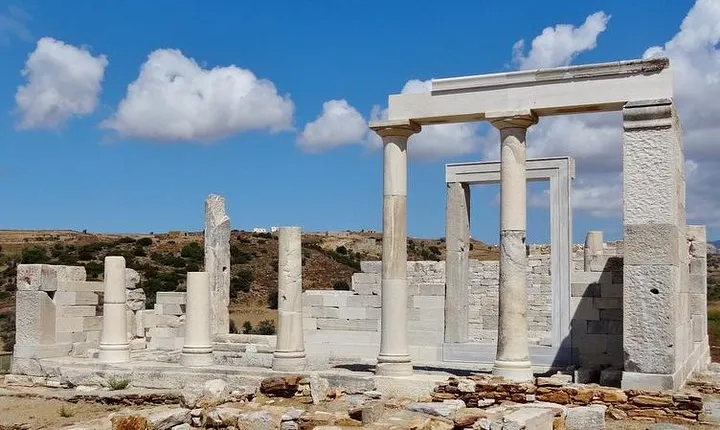 Naxos: Bus Tour Around the island