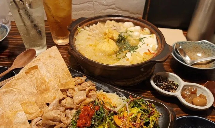  Moonlit Seoul: City Lights and K-Alcohol Exploration