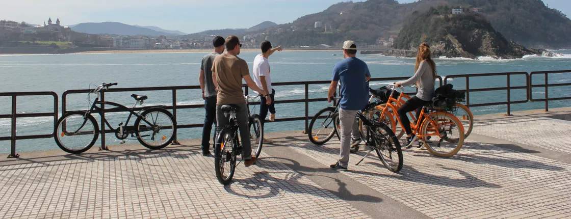 San Sebastian city bicycle tour