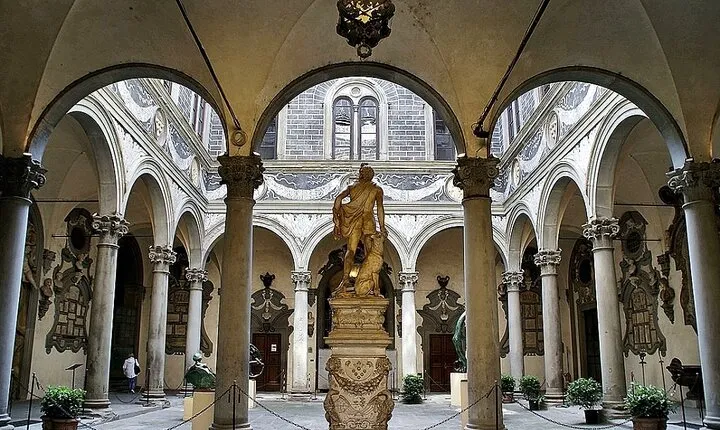 Medici Magnificence Private Walking Tour