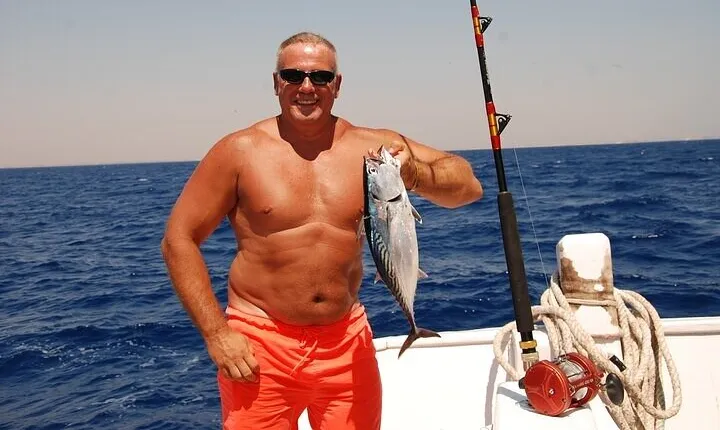 Fishing Private SpeedBoat & Transfer & Snorkeling Trip - Hurghada