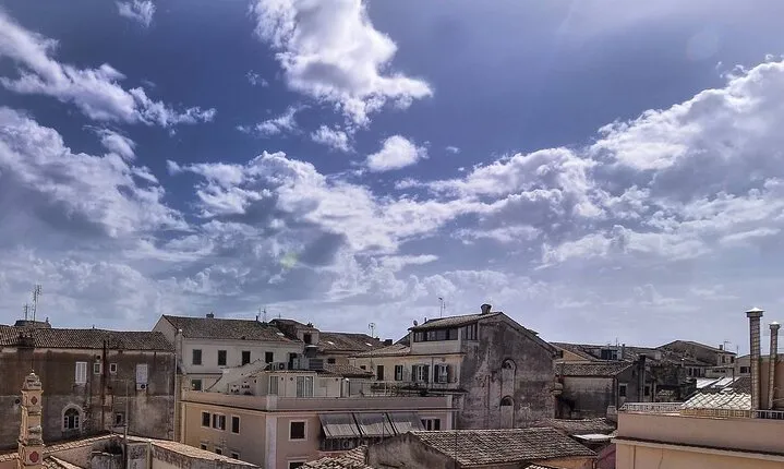 Small-group Corfu Town Historical Walking Tour