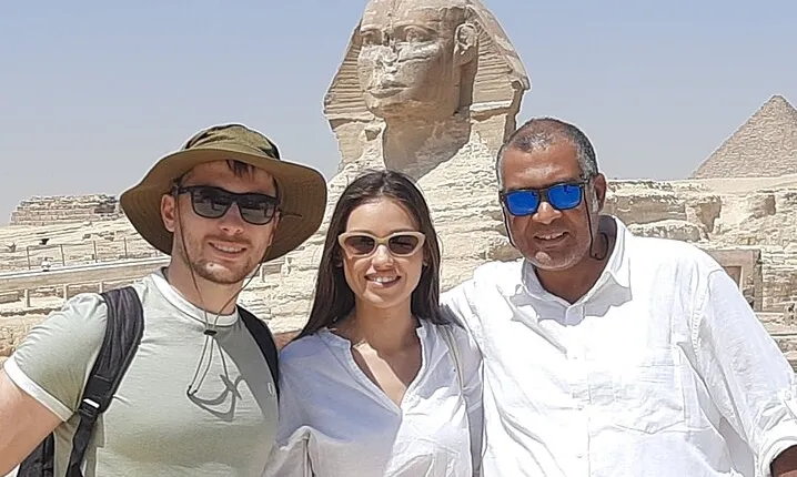 8-Hour Private Tour to Giza Pyramids, Memphis and Sakkara