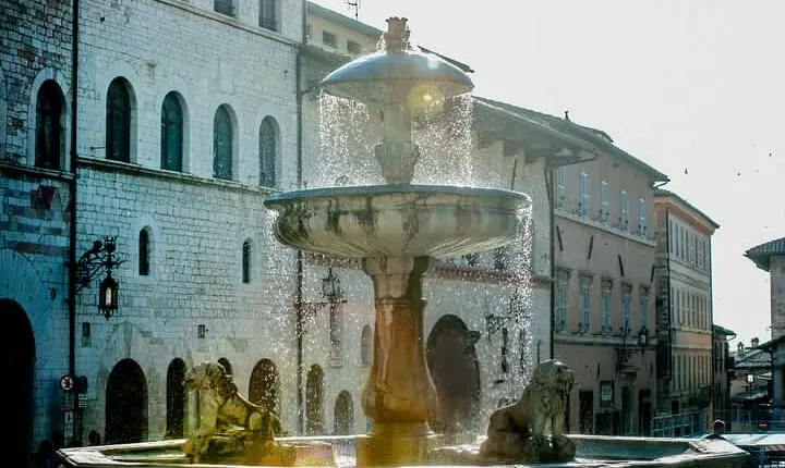 Private St. Francis Basilica of Assisi and City Walking Tour