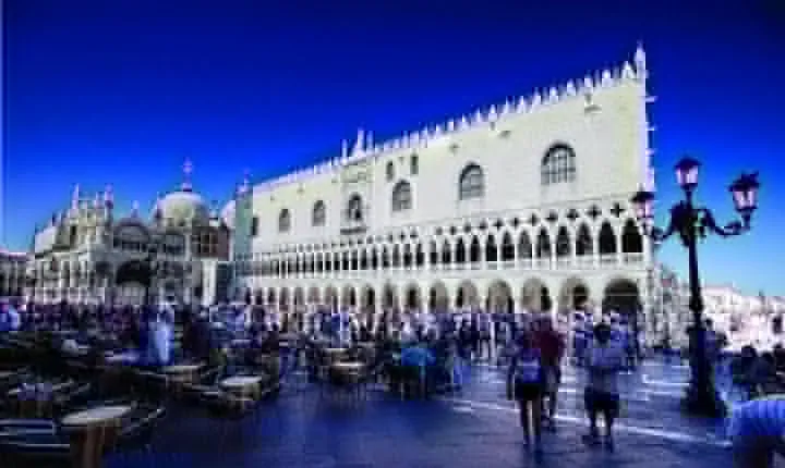 Skip the Line: Doge's Palace Guided Tour in Venice