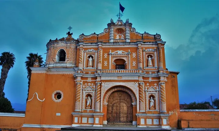 Tour of towns around Antigua Guatemala and Hobitenango