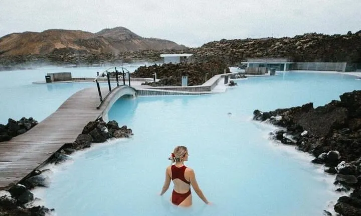 Reykjavík/Keflavík–Blue Lagoon, Silica & Retreat Transfer