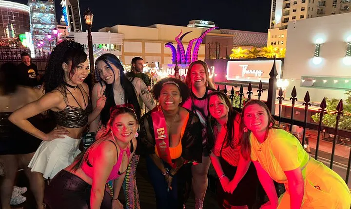 Bar Crawl On Fremont Street in Las Vegas