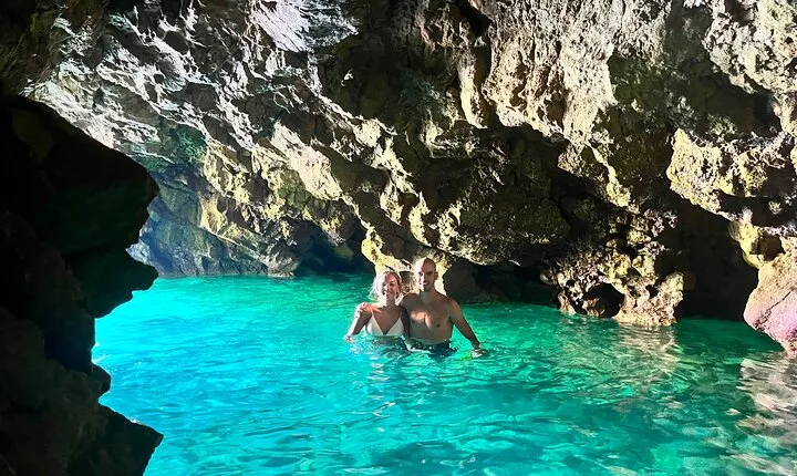 Uncharted Marine Reserve Cave, Snorkel & Cliff Jumping Kayak Tour