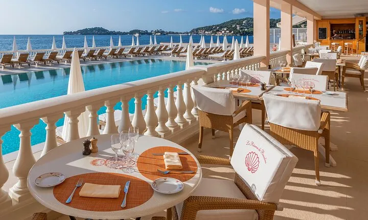 Luxury Yoga and Spa Day with Villa Ephrussi Visit in Nice