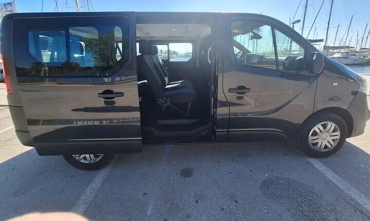 Athens Airport to and from Rafina or Lavrio Port Private Transfer