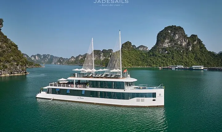 Jade Sails Cruise Best Choice for Luxury Day Tour to Halong Bay