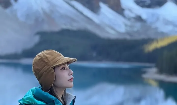 Johnston Canyon, Marble Canyon Hiking and Banff Town day tour