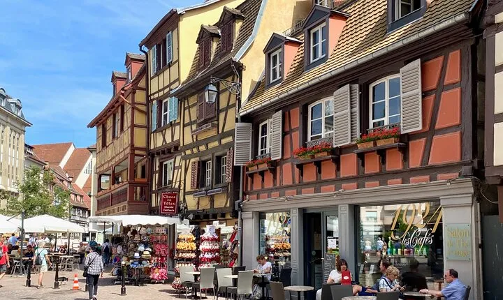 3 day Burgundy Champagne Culture & Wine Live Guided Small Group15