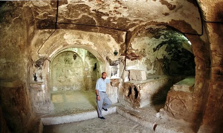 Cave of the Seven Sleepers and Amman Islamic Sites Tour