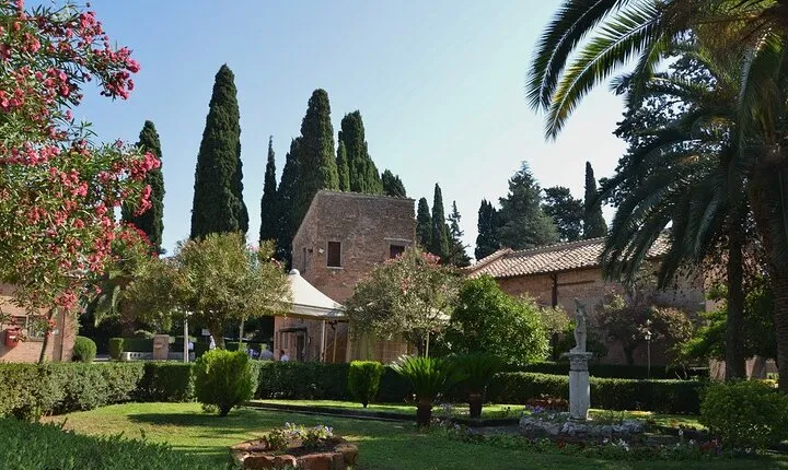 Catacombs tikets with Pick-up and Drop off