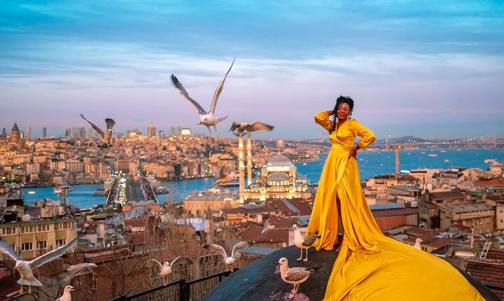 Photoshoot in Istanbul with an Award Winning Photographer