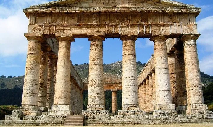 Segesta, Erice, Stagnone Lagoon - saltpans - Marsala and Mozia (Mothia) from Palermo, Private Tour