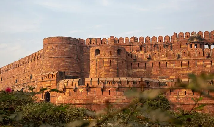 Day Trip to The Taj Mahal and Agra with Mehtab Bagh from Delhi