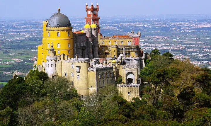 FULL DAY Private Tour to Sintra, Queluz, Cabo da Roca, and Cascais