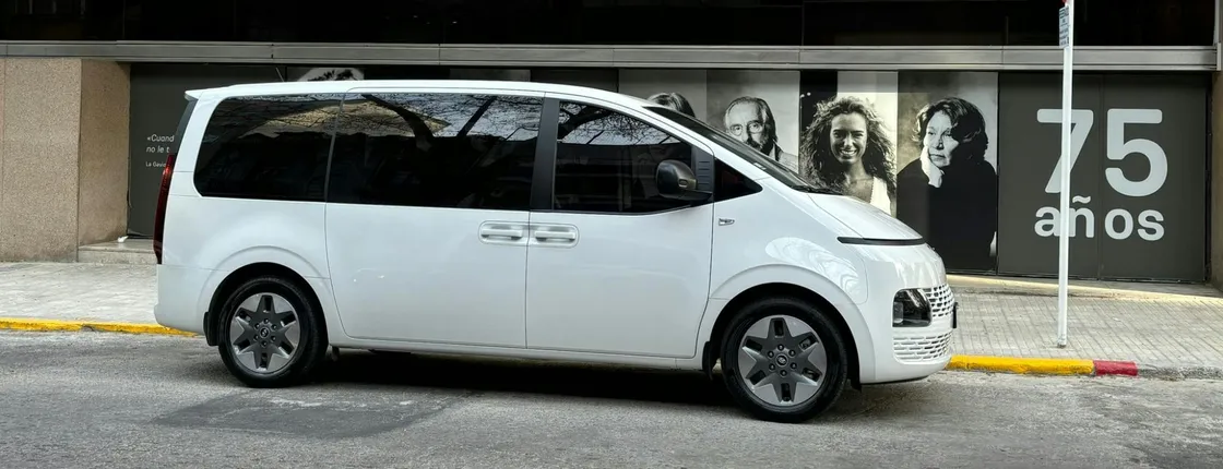 Airport to Hotel or Hotel to Airport Transfer in Montevideo