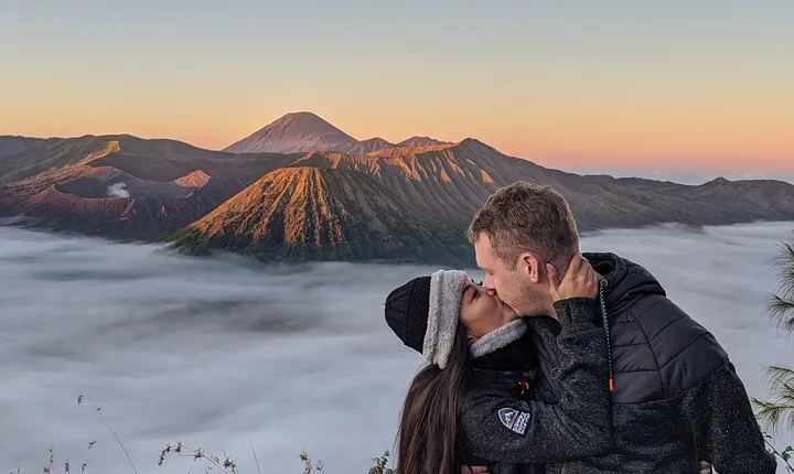 From Surabaya / Malang : Mt Bromo Sunrise - Ijen Blue Fire 3D2N