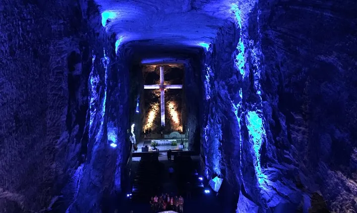 Salt Cathedral Tour along with the Legendary Lake Guatavita