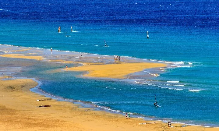 Fuerteventura: PRIVATE Historical Island Sightseeing Grand Tour