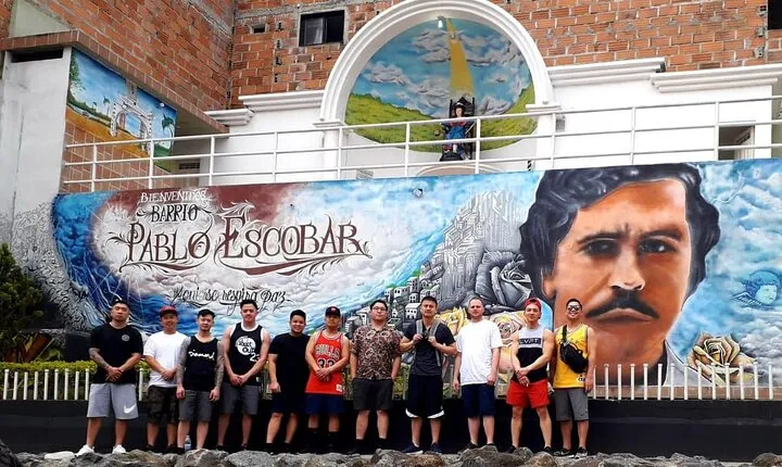 Graffiti Tour Medellin, including Pablo Escobar Sites