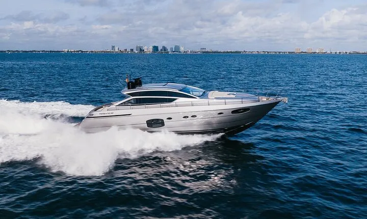 Luxury Private Yacht 70 + 2 Jet Ski Tour For 13 Pax to Islands