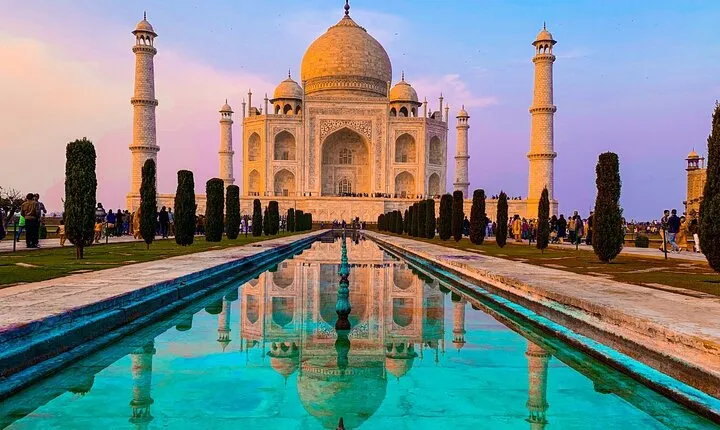 Full day Taj Mahal Agra Private Tour by Car with Guide