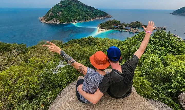 Koh Tao Snorkeling and Island Hopping Tour (Private)