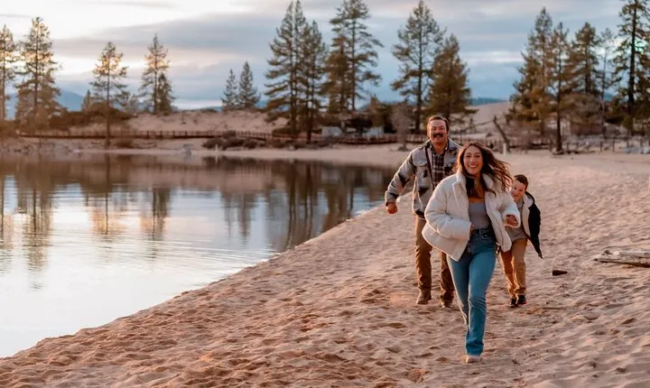 Private Vacation Photoshoot with Photographer in Lake Tahoe