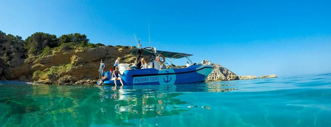 Boat tours with Pachira from Fornells