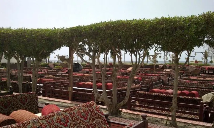 Dining in Jeddah at Al Nakheel Restaurant