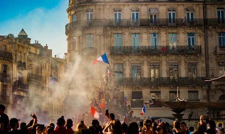 Paris French Revolution Walking Tour - The Parisian Insight