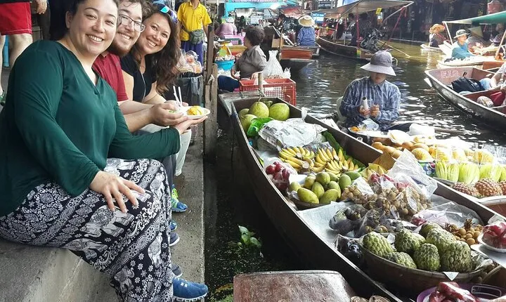 PRIVATE Floating Market + DRAGON Temple + DO like a Local