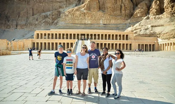 Marsa Alam: Private Guided Tour to Luxor & Transfer Rounded trip 