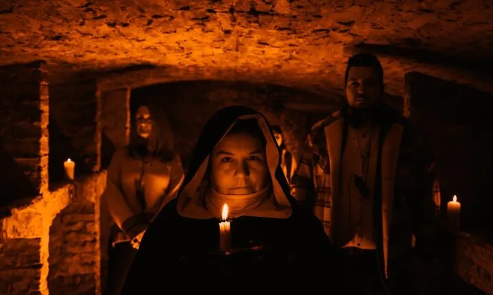 Multi-Sensory Night Walking Tour with Haunted Vaults in Edinburgh