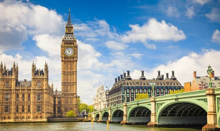 London Mob Revenge in Westminster: Exploration Game and Tour