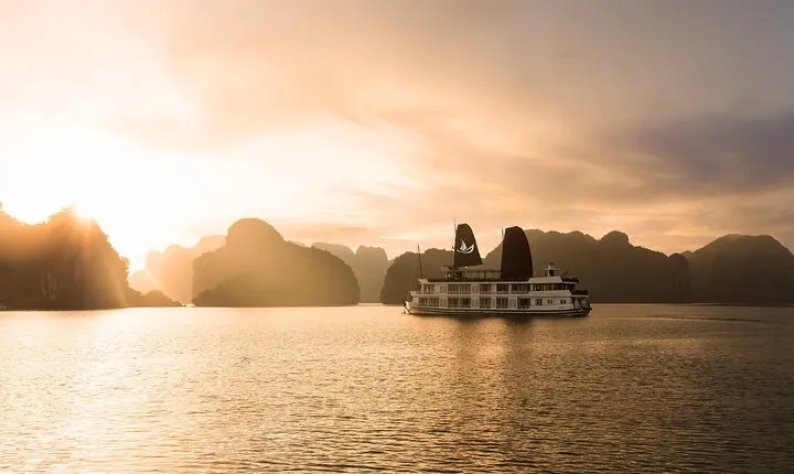 Lazalee Cruise 3 days Explore Halong Bay from Hanoi