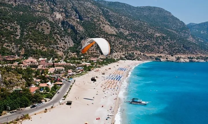 Fethiye Paragliding Experience with Video and Photos