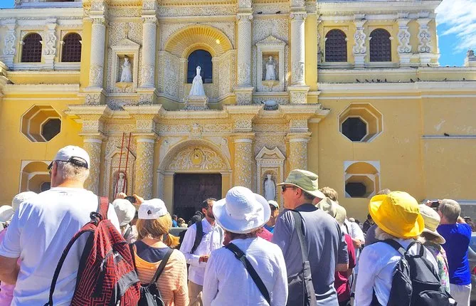 Antigua Guatemala & Guatemala City Tour