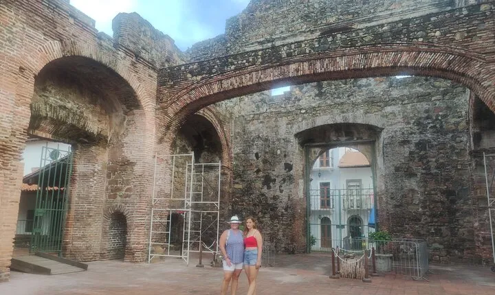 Half day city tour & Panamá Canal